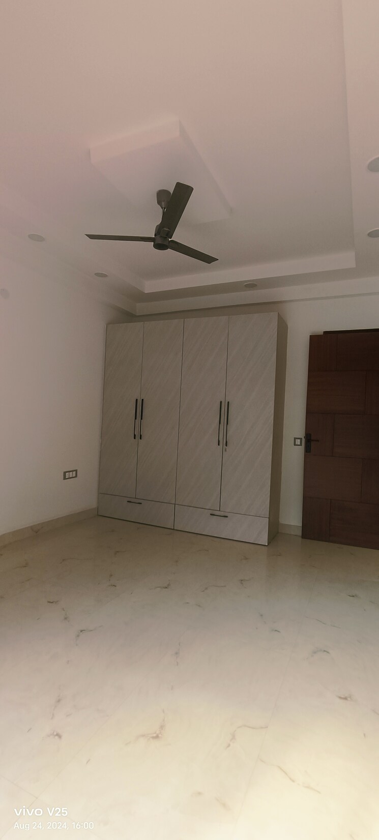 Room, doctors-park 3 Bedroom 1600 Sq.Ft. Builder Floor In Vasundhara Sector 10 Ghaziabad 7917985
