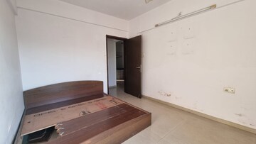 Room in 3 BHK Apartment at Goel Ganga Carnation, Koregaon Park – for Rent