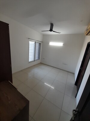 Study Room in 3 BHK Apartment at Sobha Garnet, Kondhwa – for Sale