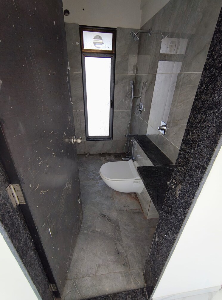 Bathroom, shubham-trident 2 Bedroom 750 Sq.Ft. Apartment In Chembur Mumbai 7918023