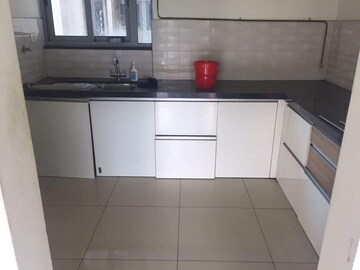 Kitchen in 3 BHK Apartment at Amanora Neo Towers, Hadapsar – for Rent