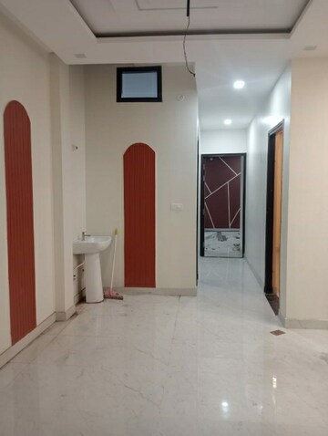 Building Lobby in 2 BHK Independent House at Gomti Nagar – for Sale