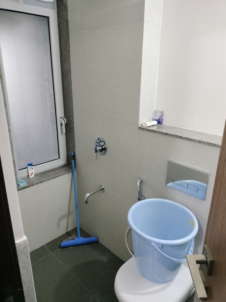 Bathroom, piramal-vaikunth 2 Bedroom 550 Sq.Ft. Apartment In Balkum Pada Thane 7918030