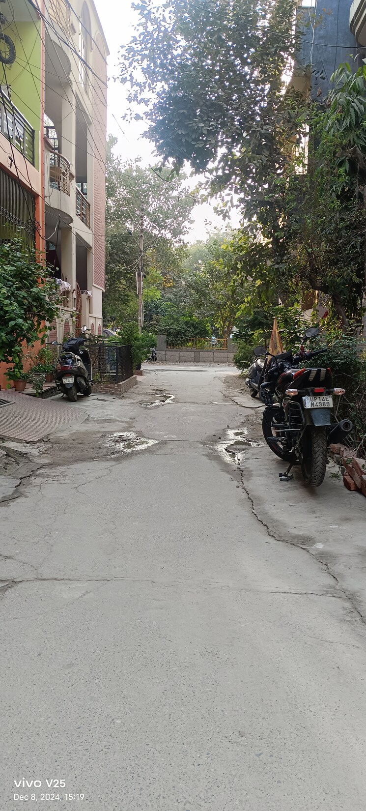 Exterior View, mohan-meekin-society  95 Sq.Yd. Plot In Vasundhara Sector 18 Ghaziabad 7918046