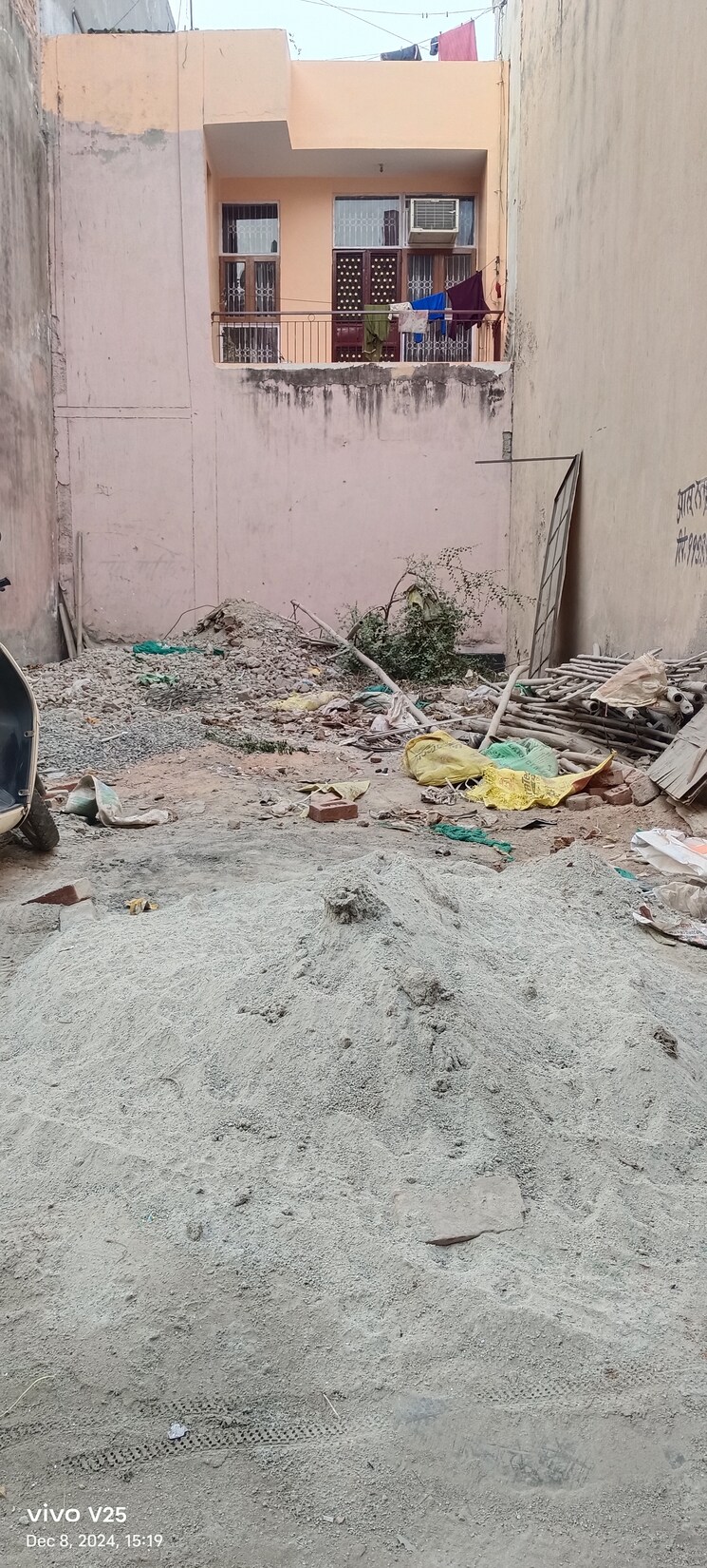 undefined, mohan-meekin-society  95 Sq.Yd. Plot In Vasundhara Sector 18 Ghaziabad 7918046