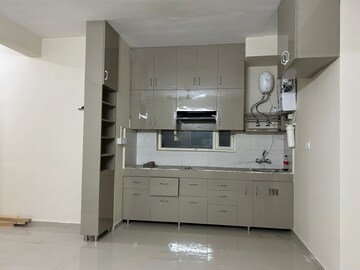 2 BHK Apartment For Rent in Pyramid Urban Homes 3, Sector 67a