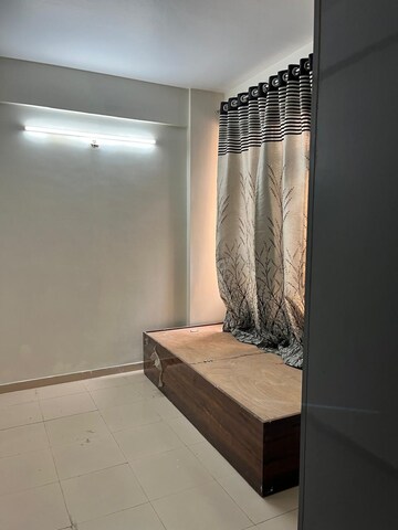 Furnished Amenities in 3 BHK Apartment at Auric City Homes, Sector 82 – for Rent