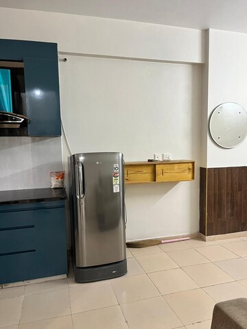 Furnished Amenities in 3 BHK Apartment at Auric City Homes, Sector 82 – for Rent
