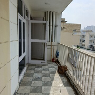 Balcony in 3 BHK Builder Floor at TDI The Grand Retreat, Sector 88 – for Rent