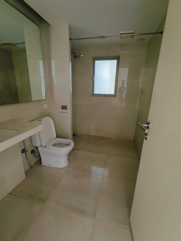 Bathroom, platinum-heritage-thane-west 2 Bedroom 660 Sq.Ft. Apartment In Ghodbunder Road Thane 7918185