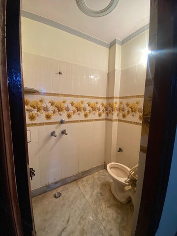 Bathroom in 4 BHK Builder Floor at Shakarpur – for Sale