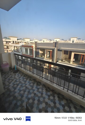 Balcony in 3 BHK Builder Floor at Gillco Valley, Mohali Sector 127 – for Rent