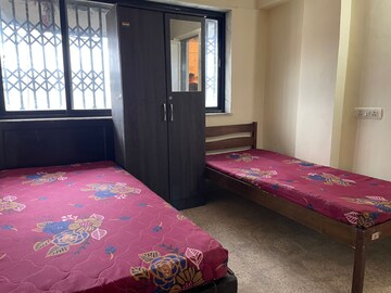 Room in  Pg at Thane West – for Rent