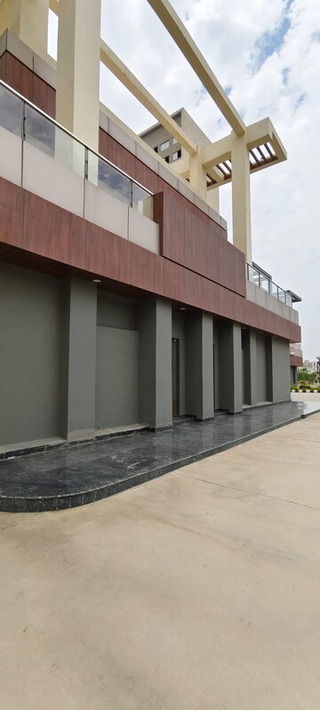  Shop – Exterior View View at 83 Avenue Oodles Sky Walk, Sector 83 - for Rent