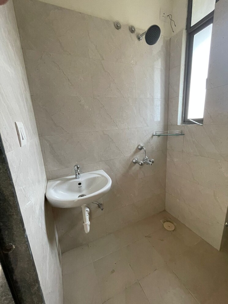 Bathroom, skyi-star-towers 2 Bedroom 554 Sq.Ft. Apartment In Bhukum Pune 7918266