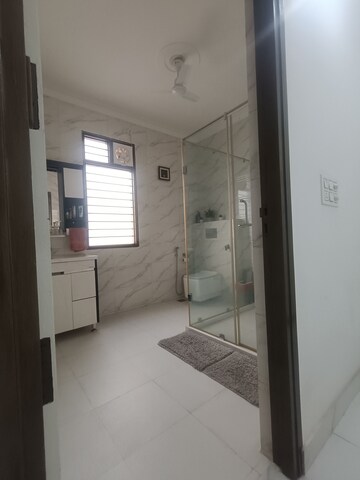 Room in 6+ BHK Independent House at Ansal Plaza Sector-23, Sector 23 – for Sale