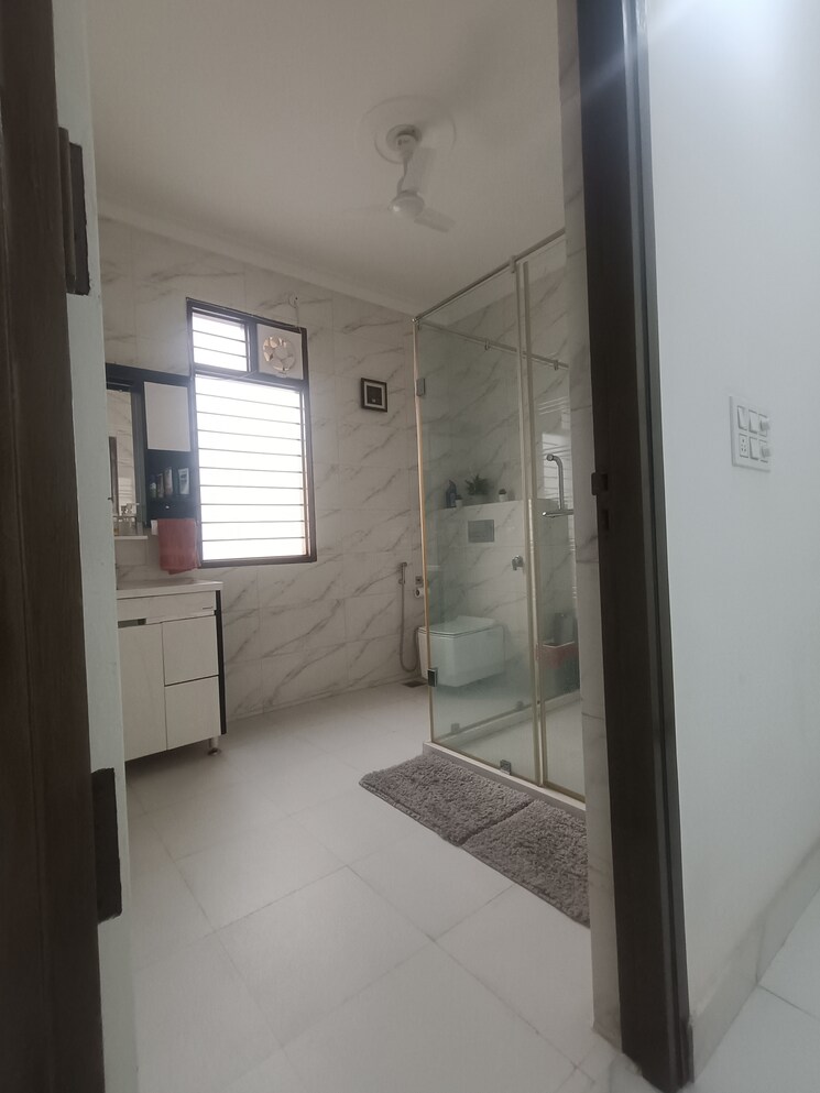 Room, ansal-plaza-sector-23 6+ Bedroom 4200 Sq.Ft. Independent House In Sector 23 Gurgaon 7918289