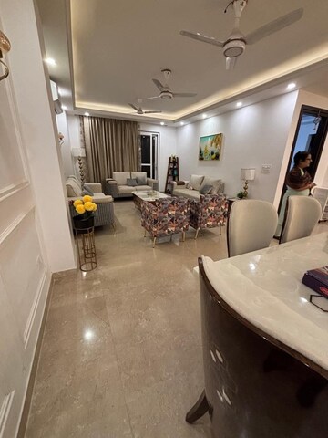 Master Bedroom in 3 BHK Builder Floor at Ansal Plaza Sector-23, Sector 23 – for Rent