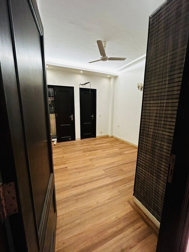 Bedroom, vasant kunj 3 Bedroom 1800 Sq.Ft. Apartment In Vasant Kunj Delhi 7918326