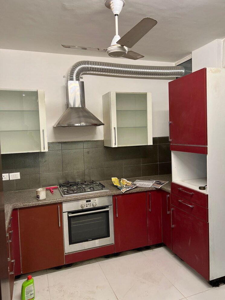 Kitchen, greater kailash ii 3 Bedroom 300 Sq.Yd. Builder Floor In Greater Kailash ii Delhi 7918335