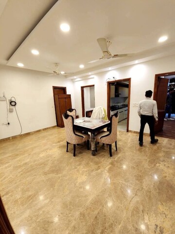 Parking in 3 BHK Builder Floor at Palam Vihar Residents Association, Palam Vihar – for Rent
