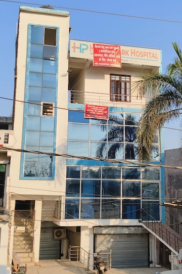 Commercial Showroom 4000 Sq.Ft. For Rent in Triveni Nagar Lucknow  7899501