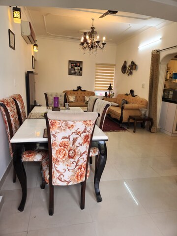 Master Bedroom in 3 BHK Builder Floor at East Of Kailash – for Rent