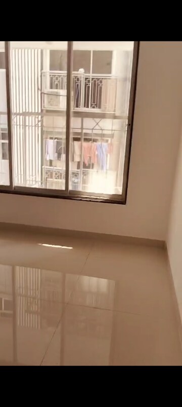 Room in 2 BHK Apartment at Hiranimanthan Shree Ganesh Krupa CHS, Kurla East – for Rent