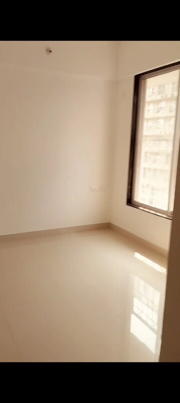 Room in 2 BHK Apartment at Hiranimanthan Shree Ganesh Krupa CHS, Kurla East – for Rent