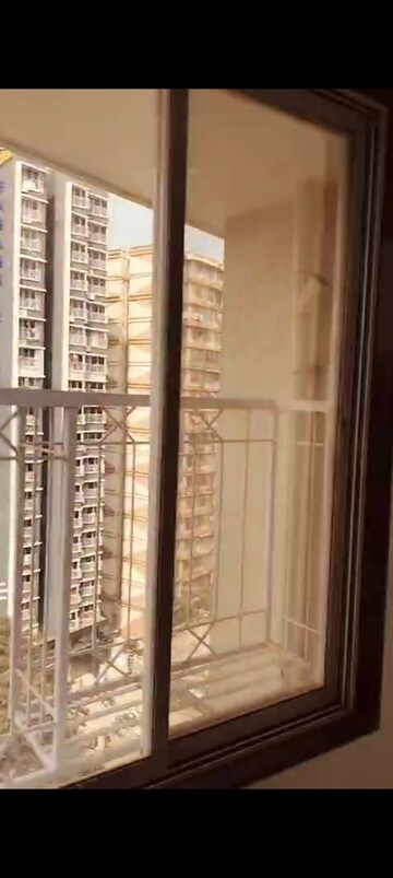 Master Bedroom in 2 BHK Apartment at Kurla East – for Rent
