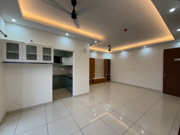 Room in 3 BHK Apartment at Prestige Finsbury Park Regent, Bagaluru  – for Rent
