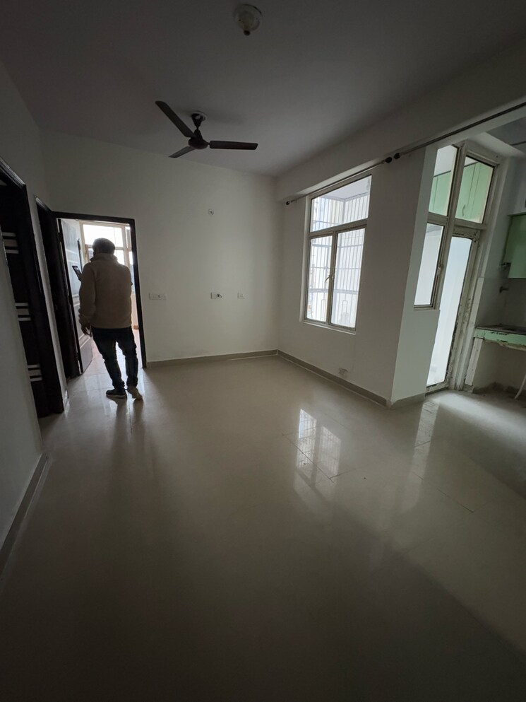 Room, mr-proview-shalimar-city 2 Bedroom 1082 Sq.Ft. Apartment In Avantika Extension Ghaziabad 7918410