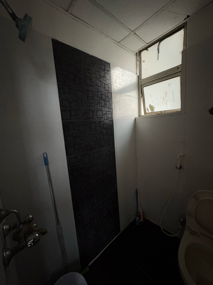 Bathroom, mr-proview-shalimar-city 2 Bedroom 1082 Sq.Ft. Apartment In Avantika Extension Ghaziabad 7918410