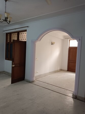 1 RK Villa For Rent in Tulip Mall Sector 46 Noida  7918419