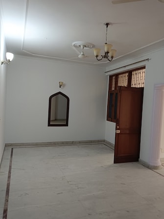 1 RK Villa For Rent in Tulip Mall Sector 46 Noida  7918419