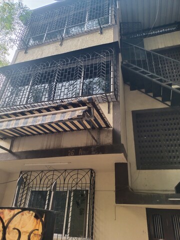 Room in  Pg at Kurla East – for Rent