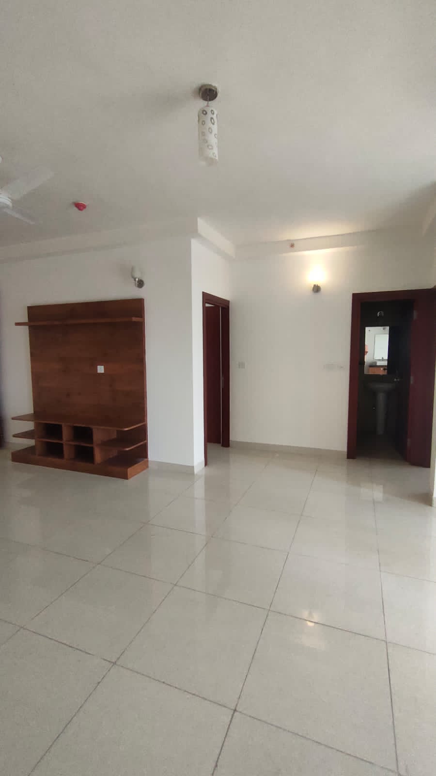 2.5 BHK + Extra Room Apartment For Sale in Prestige High Fields