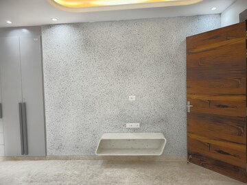 Furnished Amenities in 3 BHK Builder Floor at Emaar Marbella, Sector 66 – for Rent