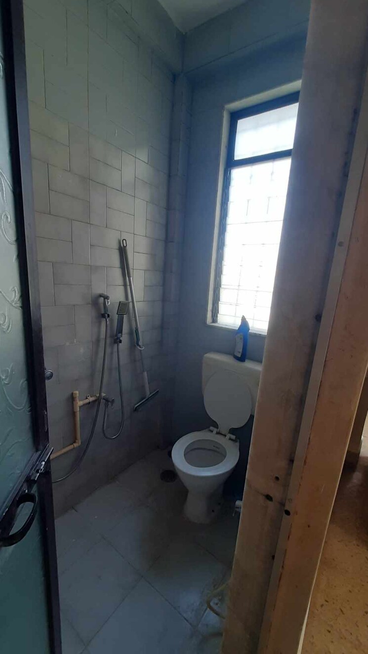 Bathroom, nav-monica-society 2 Bedroom 1200 Sq.Ft. Apartment In Santacruz East Mumbai 7918506