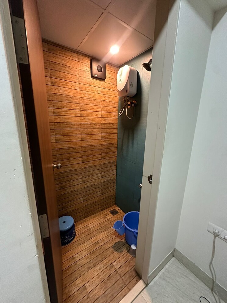 Bathroom, lodha-quality-home-tower-2 1 Bedroom 317 Sq.Ft. Apartment In Majiwada Thane 7918520