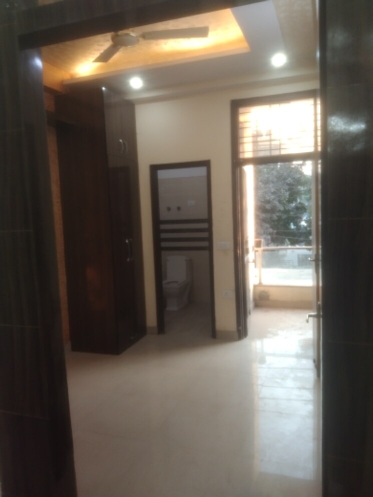 Room, balaji-enclave 3.5 Bedroom 1200 Sq.Ft. Independent House In Govindpuram Ghaziabad 7918518