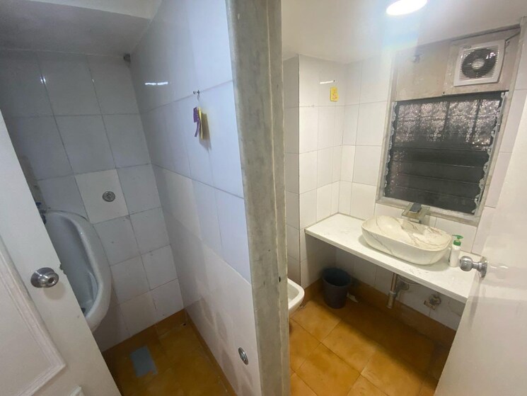 Kitchen, best-complex-andheri-west Commercial Office Space 2300 Sq.Ft. In Andheri West Mumbai 7918571