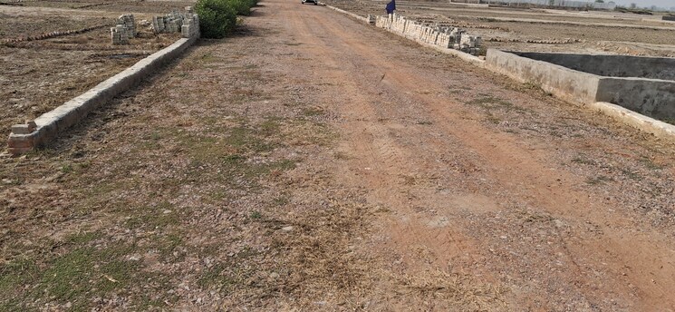 undefined, upsidc site b  110 Sq.Yd. Plot In Upsidc Site B Greater Noida 7918574