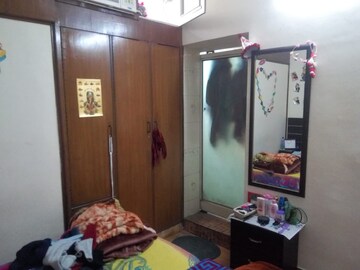 Room in  Pg at Vishwakarma Colony – for Rent