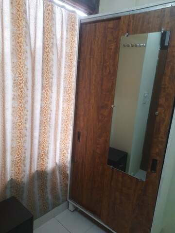 Room in  Pg at Vishwakarma Colony – for Rent