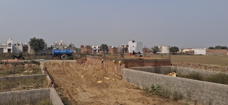undefined, upsidc site b  60 Sq.Yd. Plot In Upsidc Site B Greater Noida 7918583