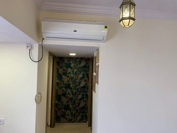 Furnished Amenities in 2 BHK Apartment at Thakur Gayatri Satsang, Kandivali East – for Rent