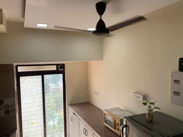 Furnished Amenities in 2 BHK Apartment at Thakur Gayatri Satsang, Kandivali East – for Rent