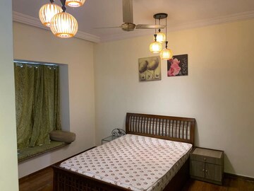 Bedroom in 2 BHK Apartment at Thakur Gayatri Satsang, Kandivali East – for Rent