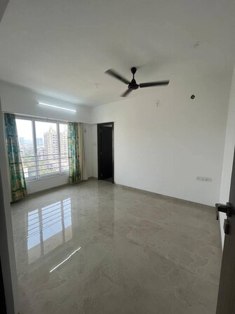 2 BHK Apartment For Rent in Highland Tower Lokhandwala Township Kandivali Mumbai  7918640